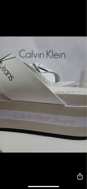 Calvin Klein Bir kere giyildi
