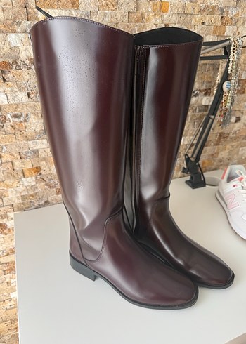 Zara Uzun Konçlu Çizme - Görsel 4