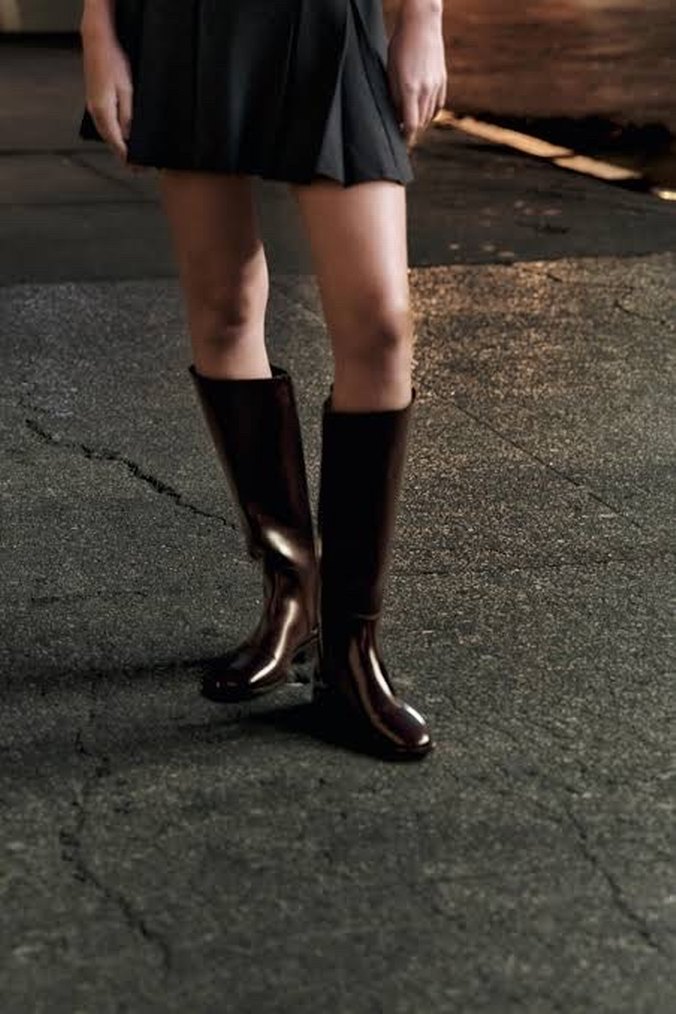 Zara Uzun Konçlu Çizme - Görsel 3