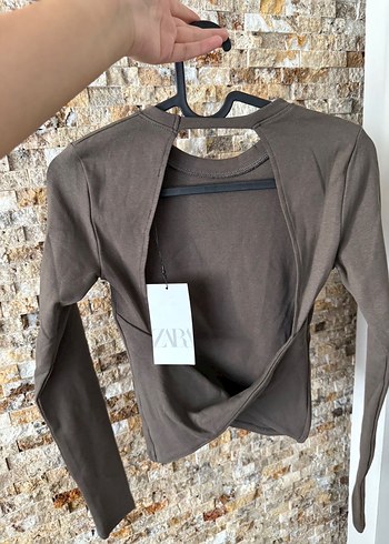 Zara Sırtı Açık Bluz - Görsel 3