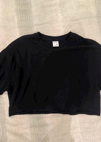 Bershka Siyah Kısa Kollu Crop Tshirt - Görsel 2