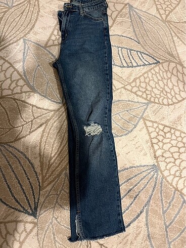 Yırtık jean