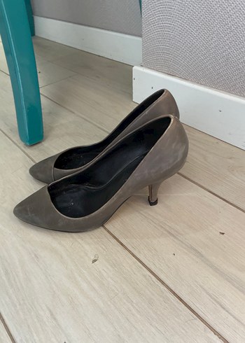 Aldo Dekolteli Deri Stiletto