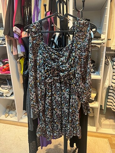 Çiçekli elbise - Görsel 4