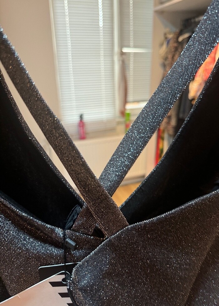 Simli şık parti elbise - Görsel 4