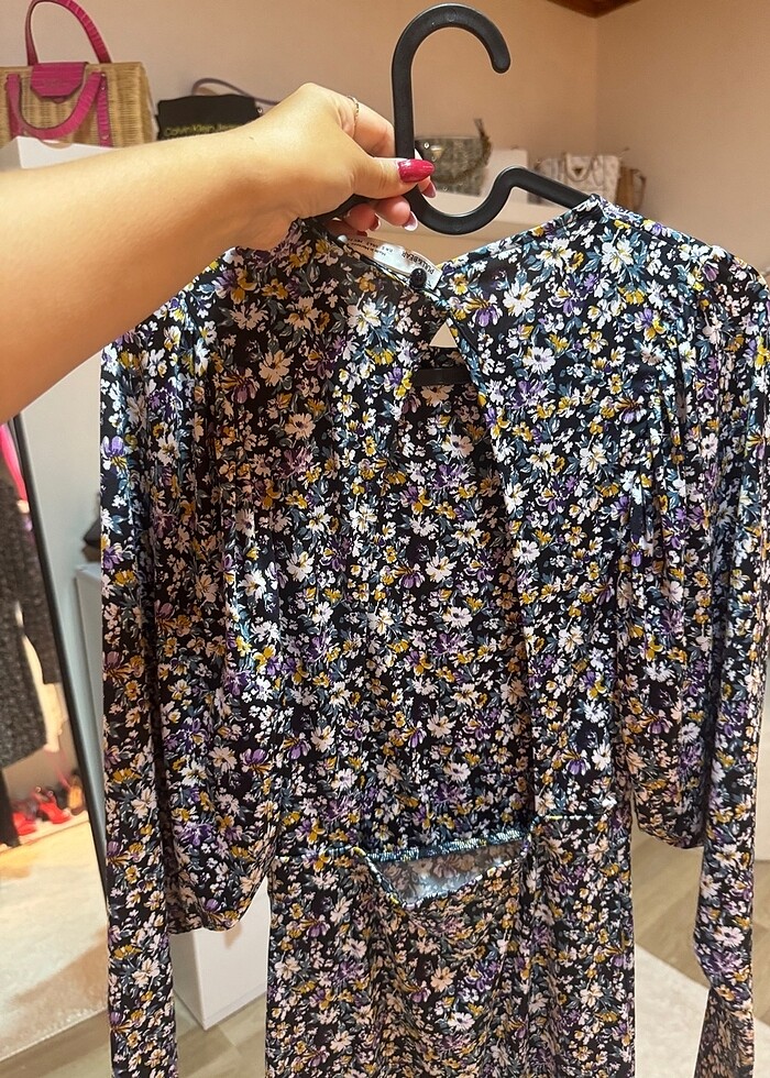 Arkası açık çok seksi elbise - Görsel 2