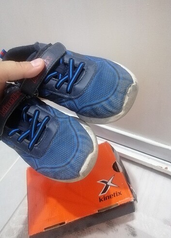 Kinetix 2 tane spor ayakkabı 