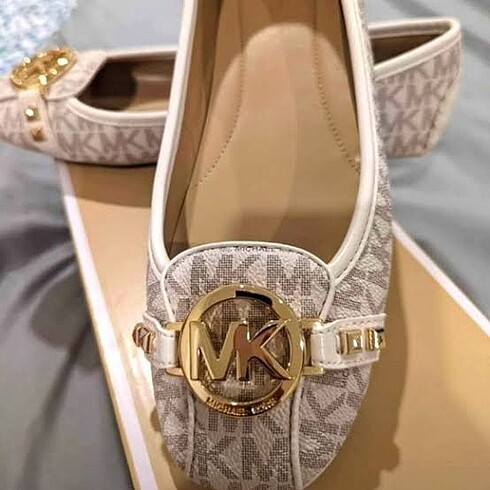 Michael Kors babet