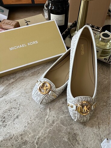 Michael Kors babet????