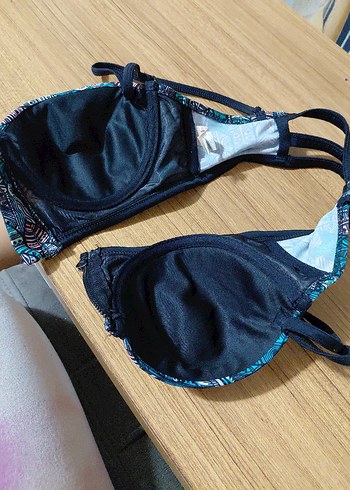 Desenli Strappy Bikini Üstü - Görsel 5