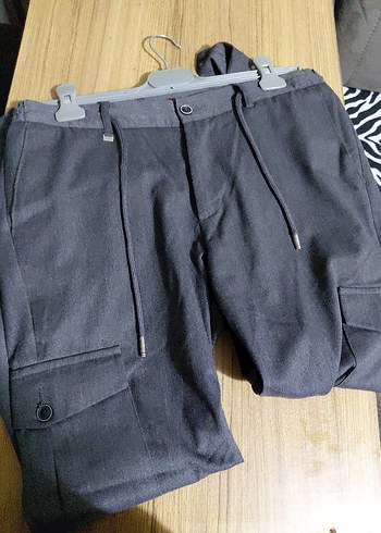 Gri Kemerli Erkek Pantolon - Görsel 3