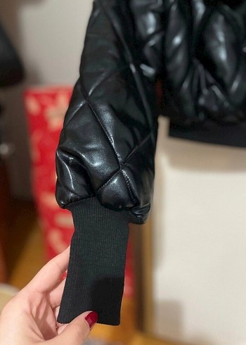 Kürk Detaylı Siyah Deri Kadın Kışlık Mont - Görsel 3