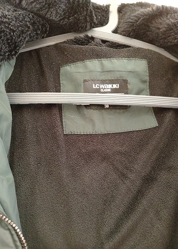 Yeşil Fermuarlı Kadın Kışlık Mont - Görsel 3