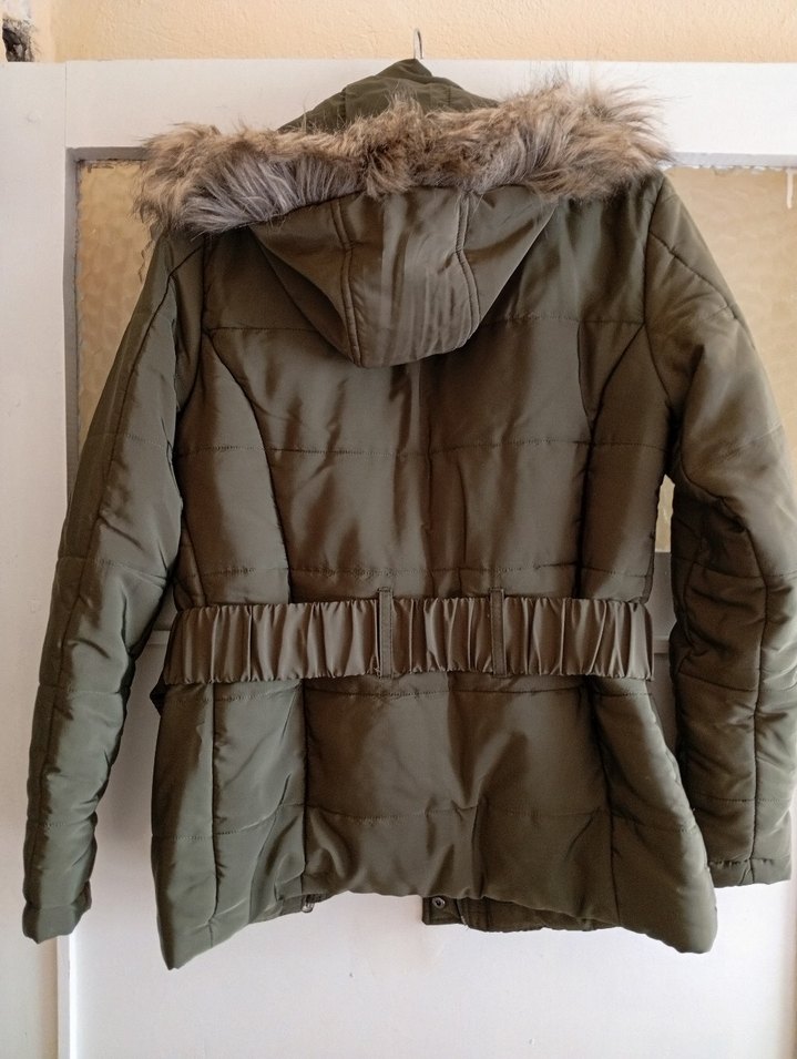 yeşil Kürklü Kadın Kışlık Mont - Görsel 4