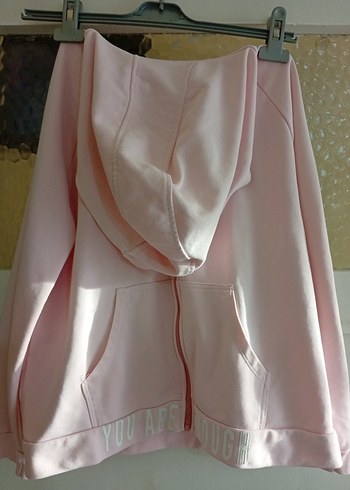 LC Waikiki bir kazak bir kapişonlu ikisi birlikte - Görsel 9