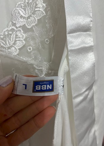 Uzun Beyaz Bohem Nakışlı Kadın Sabahlık - Görsel 6