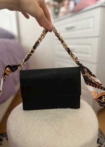 Zincir Detaylı Siyah Deri Kadın Çanta - Görsel 2