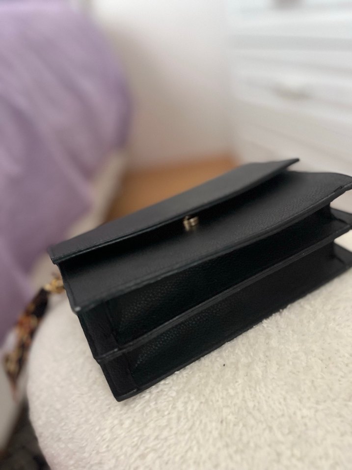 Zincir Detaylı Siyah Deri Kadın Çanta - Görsel 4