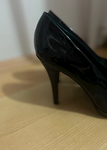 Siyah Rugan Stiletto Kadın Topuklu Ayakkabı - Görsel 2