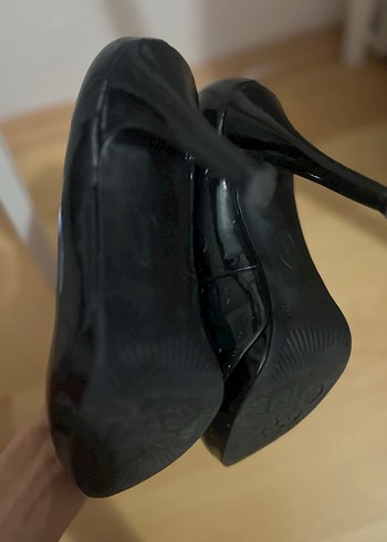 Siyah Rugan Stiletto Kadın Topuklu Ayakkabı - Görsel 4