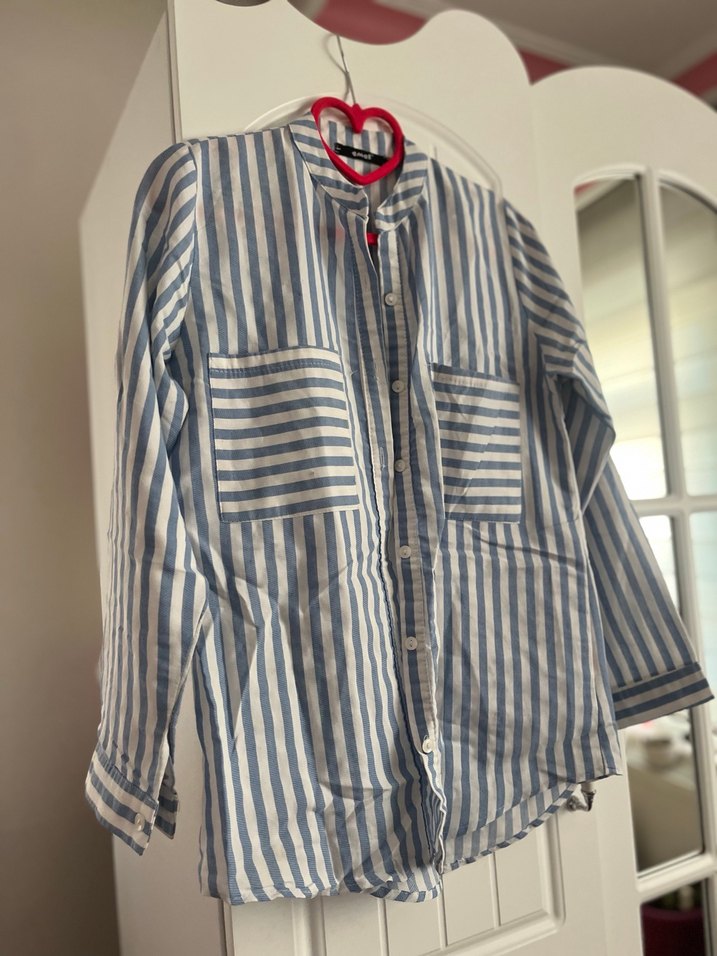 Düğmeli Mavi Çizgili Pamuklu Kadın Gömlek - Görsel 2