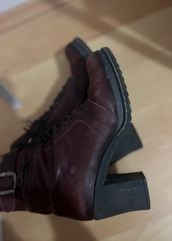 Bordo Deri Tokalı Kadın Bot - Görsel 5