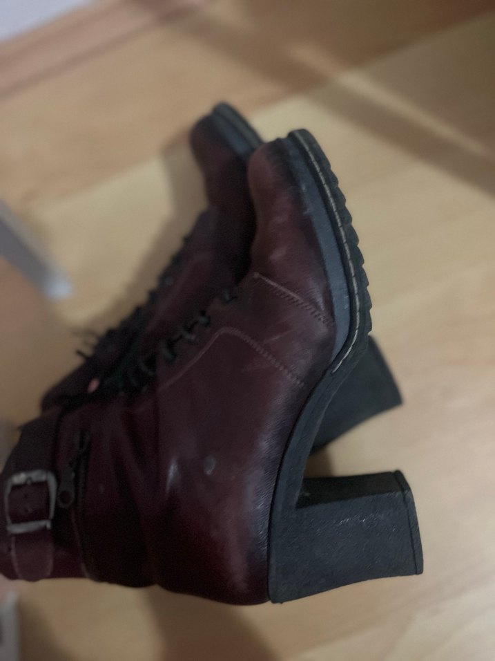 Bordo Deri Tokalı Kadın Bot - Görsel 5