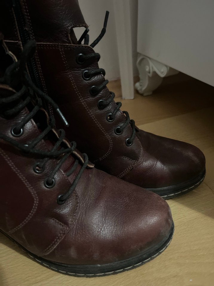 Bordo Deri Tokalı Kadın Bot - Görsel 3