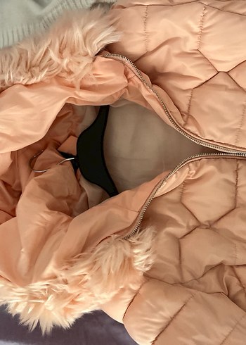 Kadın Pudra Pembe Kürklü Kışlık Mont - Görsel 4