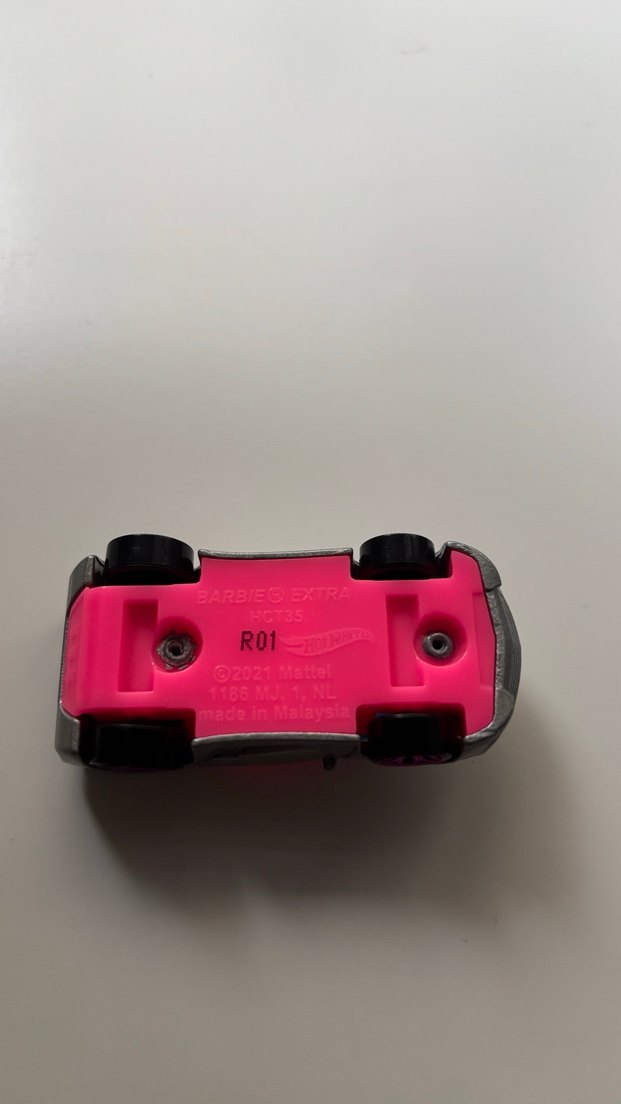 hot wheels Barbie extra - Görsel 5