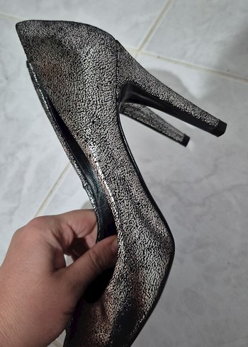 Jonak Simli Yılan Desenli Kadın Stiletto