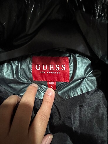 Guess mont