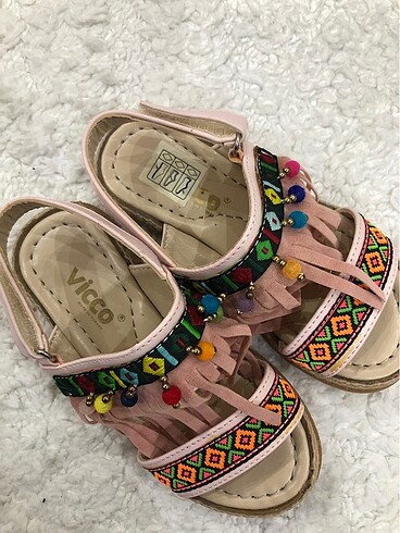 26 Beden Vicco etnik desen sandalet