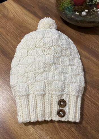 Örgü kadın Bere ve Püsküllü Atkı - Görsel 8