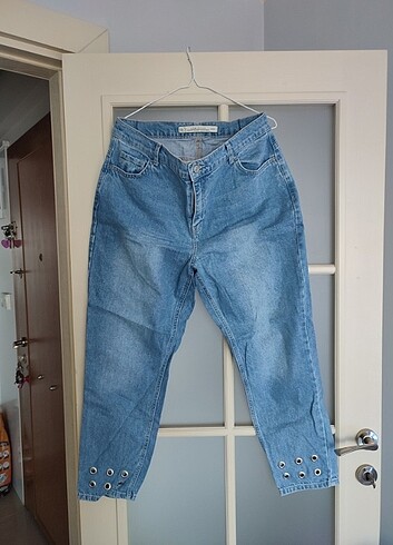Mom Jean