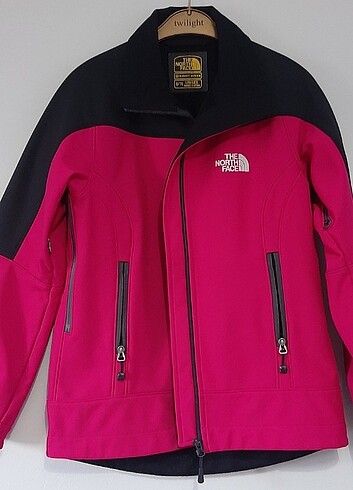 North face mont