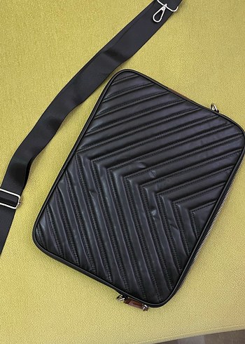 MORCA Siyah Omuz Askılı Laptop Çantası 13-14" - Görsel 2