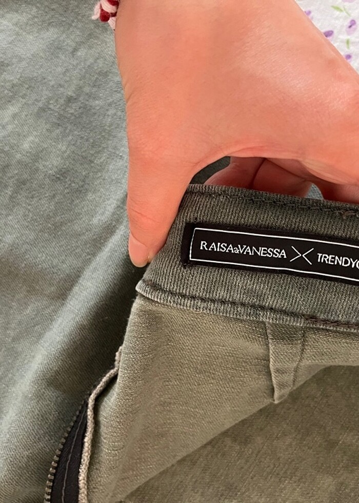 RAISA VANESSA ETEK - Görsel 3