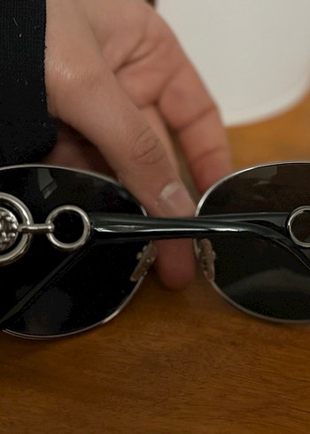 Siyah Tokalı Kadın Gözlüğü - Görsel 2