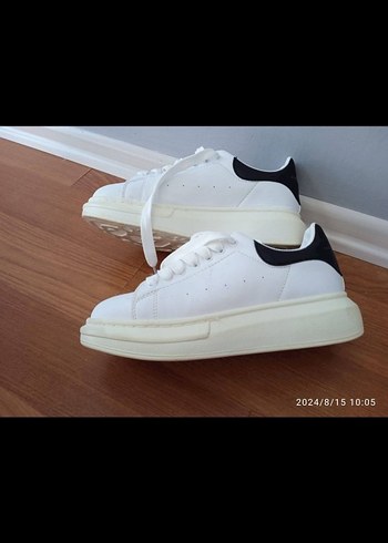 Alexander McQueen 38