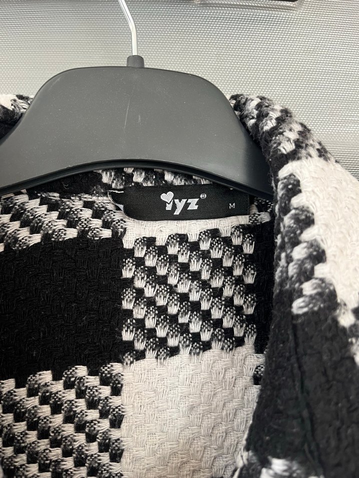 Siyah Beyaz Kareli Düğmeli Kadın Gömlek - Görsel 2