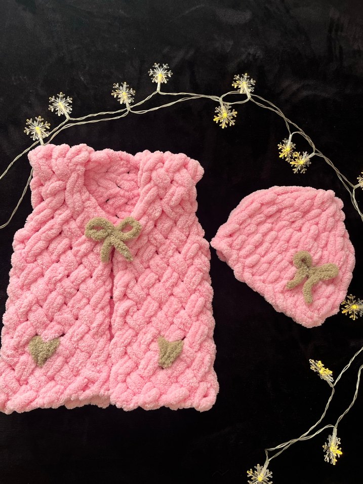 Kız Çocuk Pembe Puffy  Örgü Yelek ve bere takım - Görsel 2