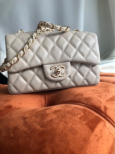 Chanel krem omuz çanta