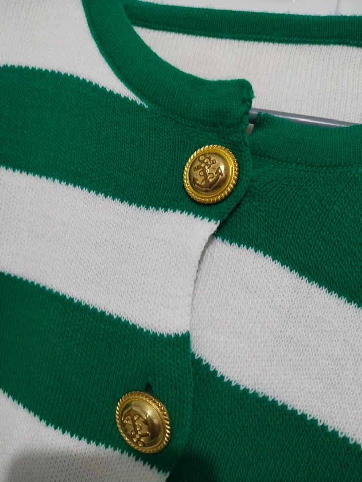 Şık düğmeli yeşil beyaz çizgili kışlık hırka - Görsel 3