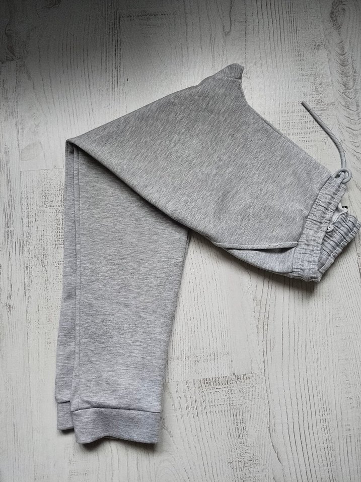 Gri kadın eşofman - Görsel 3