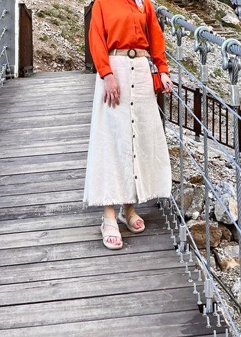 Zara Keten Düğmeli Etek