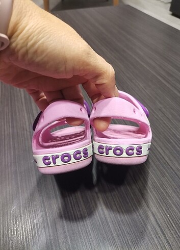 24 Beden Crocs c8 sandalet