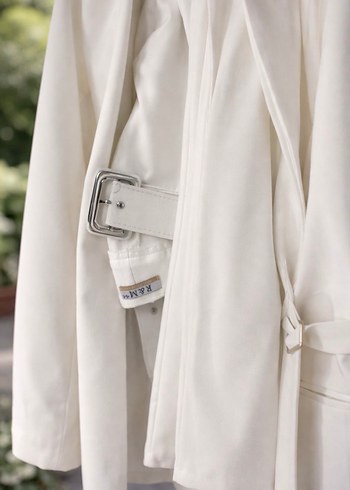 Beyaz Blazer Ceket Takım - Görsel 2