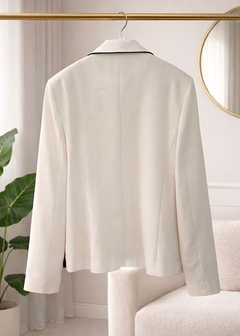 Dantel Detaylı Beyaz Kadın Blazer Ceket - Görsel 2