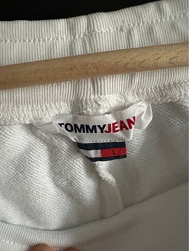 l Beden Tommy hilfiger eşofman altı large beden